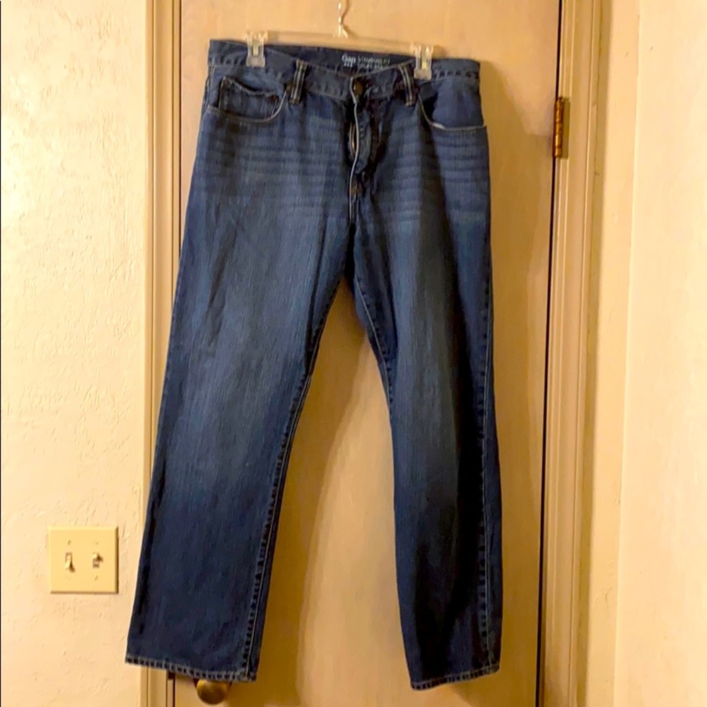 GAP Jeans size 33/30 Standard Relaxed Fit
